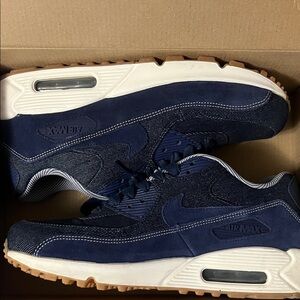 Nike Air Max Dark Blue Athletic Shoes